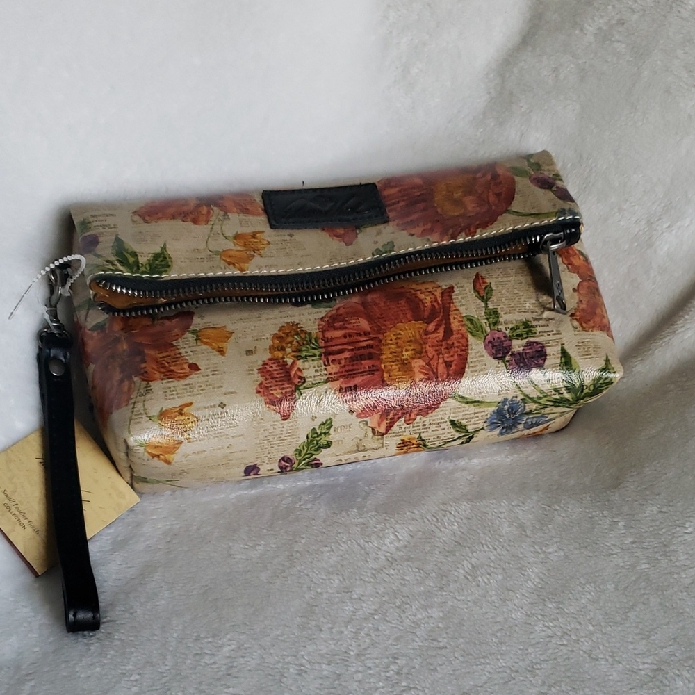 Patricia Nash‎ Foldover Floral Leather Wristlet NWT.